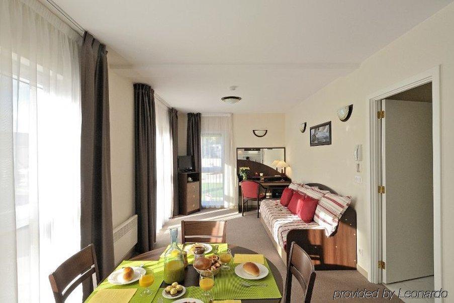 Zenitude Hotel-Residences Magny-Les-Hameaux Room photo
