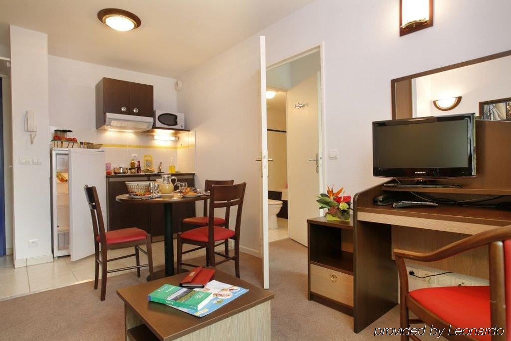 Zenitude Hotel-Residences Magny-Les-Hameaux Room photo