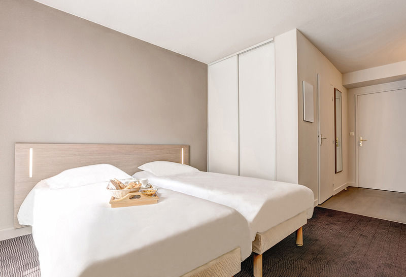 Zenitude Hotel-Residences Magny-Les-Hameaux Exterior photo
