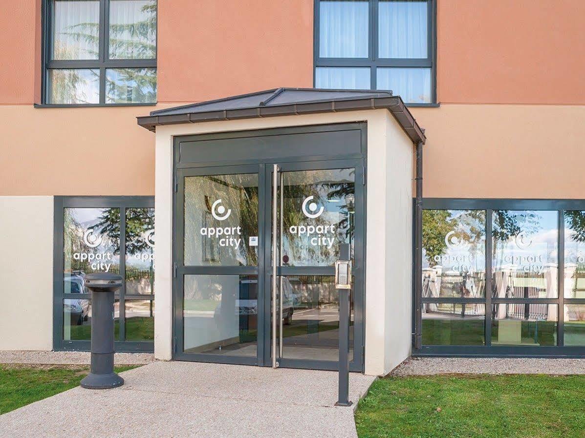 Zenitude Hotel-Residences Magny-Les-Hameaux Exterior photo